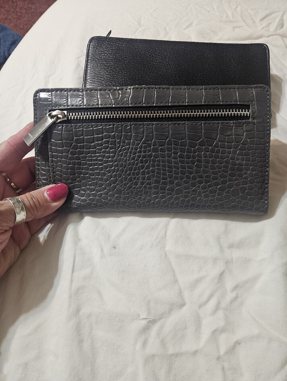 3 Wallets - Picture 6 of 11